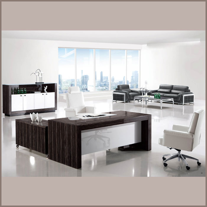 Executive Table-0977