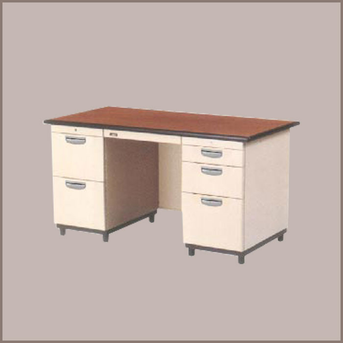 BLD 714: 1400Wx700Dx740H 