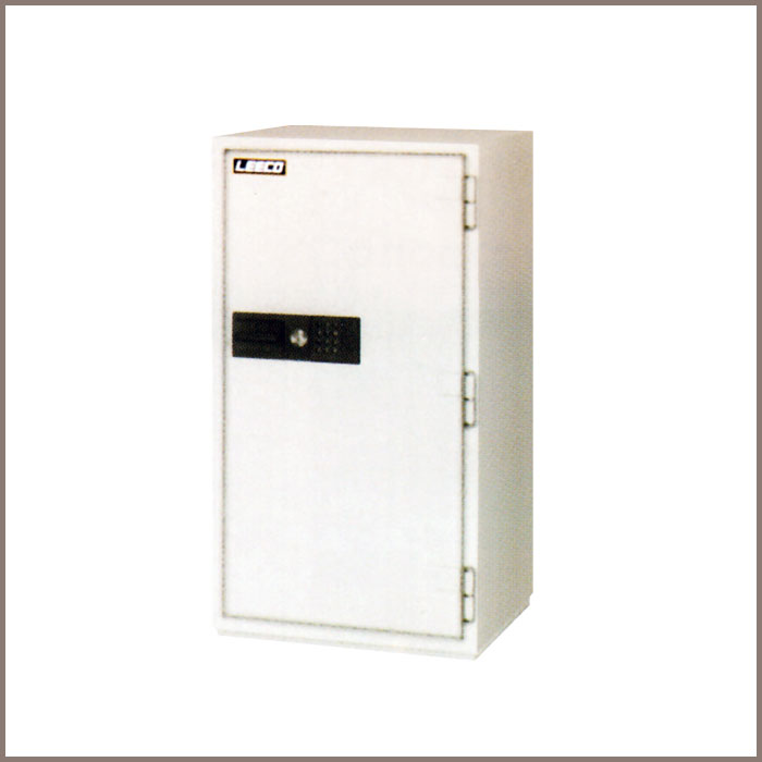 CSGL-75E: 750Wx707Dx1705H, NET WT. : 473 Kgs. CAPACITY : 396 Liters ACCESSORIES : 1 Drawers with key, 4 Shelves JIS FIRE RATING : 2 Hrs.