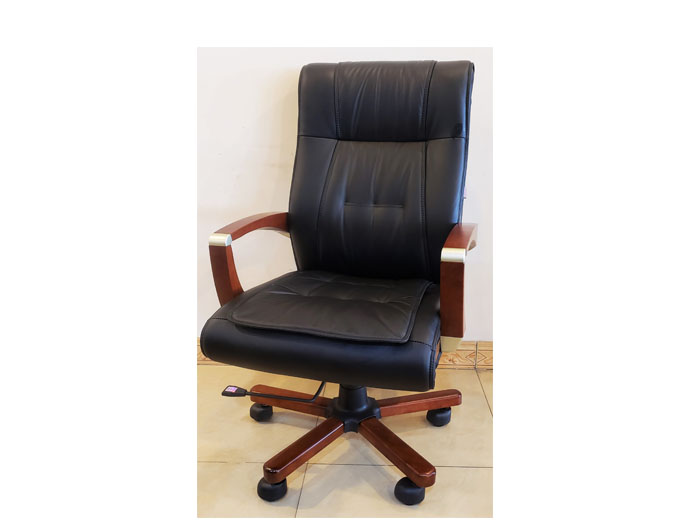 F9106-BLACK Executive Italian Leather Chair (W670xD580xH1140mm). Brand: CENTURY. Made In China.